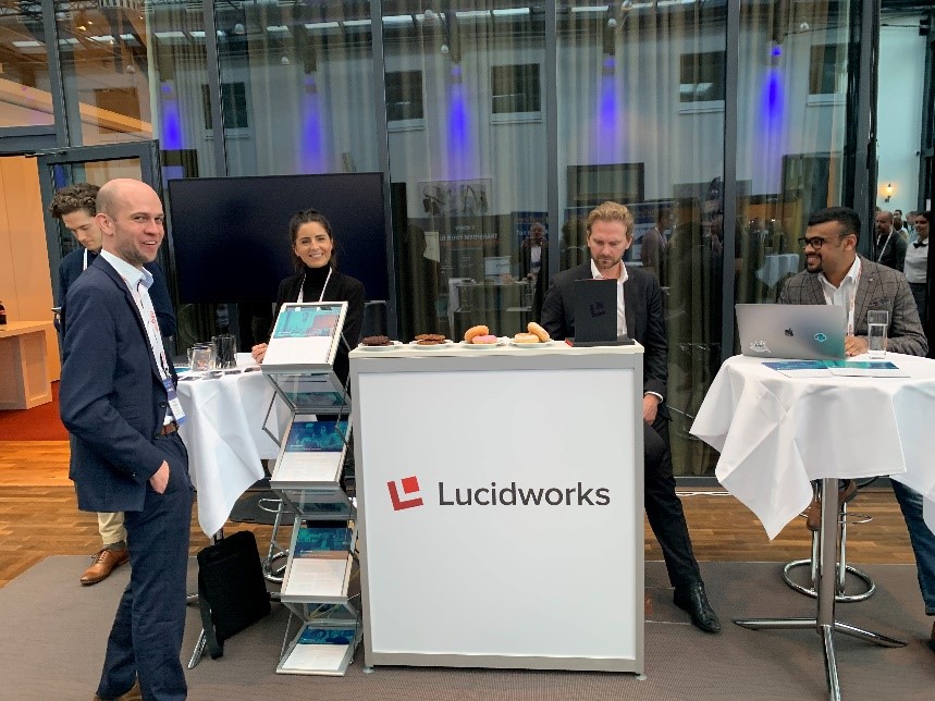 Stand_Lucidworks